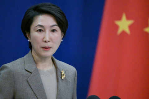 China rejeita acusações dos EUA e chama proposta de tarifas de “manipulação política”