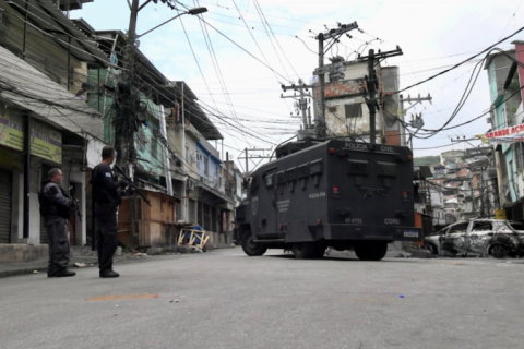 Megaoperação no Rio tem o maior número de policiais mortos da história do Estado