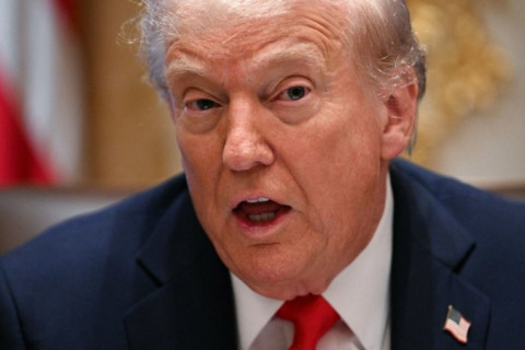 Trump ameaça encerrar negócios com a China