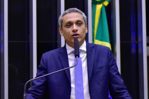 Gustavo Gayer vira réu no STF por injúria contra Lula