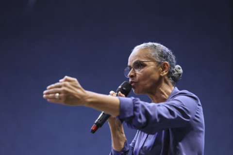 Rede reage com ‘indignação’ à decisão de Marina de permanecer no partido