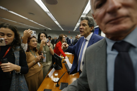 ‘Qual ministro vai querer prestar esclarecimentos?’, questiona Haddad após tumulto na Câmara