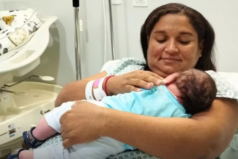 Criança no Ceará nasce com 5kg e surpreende mãe e médicos; entenda o que é macrossomia fetal