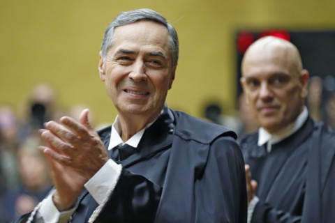 Barroso assina oficialmente aposentadoria e deixa o Supremo