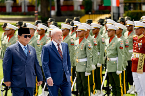 Lula defende comércio em moedas locais e reforça aliança com a Indonésia