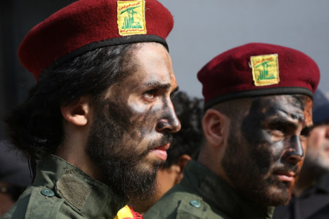 Hezbollah rejeita proposta de cessar-fogo condicional no Líbano; Irã vincula acordo com EUA à retirada israelense