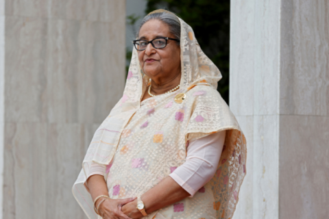 Ex-primeira-ministra de Bangladesh condenada à morte