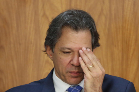 Haddad se irrita com jornalistas após ser questionado sobre a revisão da meta fiscal