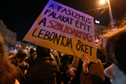 Com justificativa de proteger crianças, Parlamento da Hungria aprova lei que proíbe Marcha do Orgulho LGBT