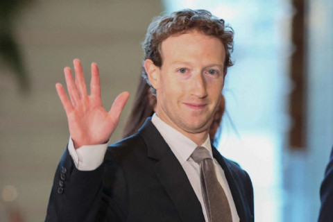 Em julgamento, Zuckerberg nega desenvolver redes para viciar jovens