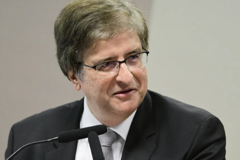 PGR pede revogação de medidas cautelares contra ex-assessor de Bolsonaro e advogado investigados por golpe de Estado