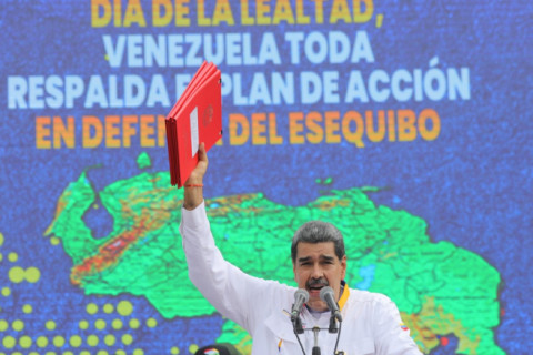 Venezuela entrega à Corte de Haia documentos para tentar provar posse sobre território da Guiana