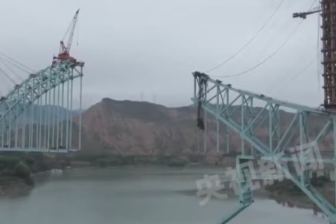 Acidente em ponte deixa 10 mortos na China