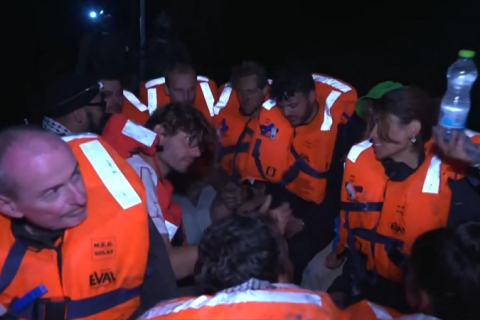 Israel intercepta barco com ajuda humanitária que seguia para Faixa de Gaza