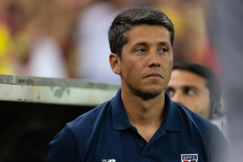 São Paulo demite técnico Thiago Carpini após derrota para o Flamengo