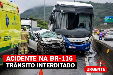 Acidente entre ônibus e carro interdita trecho da BR-116 em Duque de Caxias