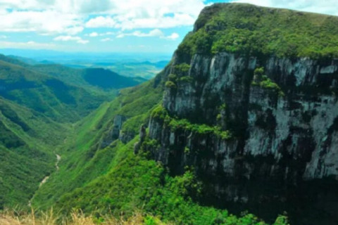 Morre criança de 11 anos que caiu de cânion no Rio Grande do Su