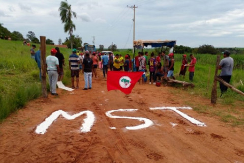 Abril Vermelho: MST invade terras em 11 estados