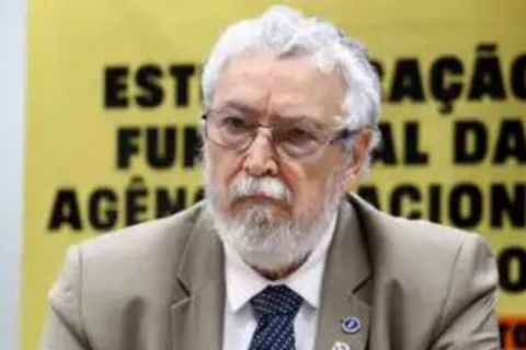 Governo oferece aumentos em auxílios, mas nega reajuste salarial a servidores em 2024