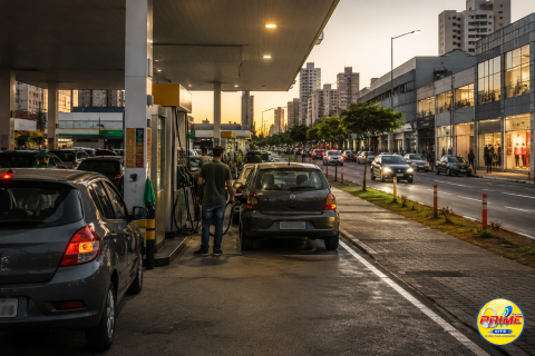 Comércio sente impacto dos combustíveis e vendas recuam 1,5% em abril