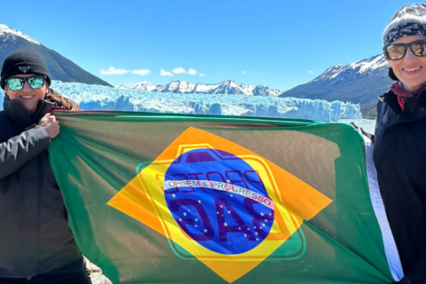 ‘Tirou uma tonelada de nossas costas’, diz brasileira presa na Alemanha por troca de malas após serem inocentadas pela Justiça