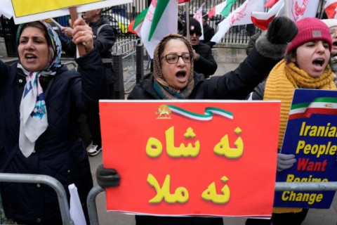 Irã vai enforcar manifestante que participou de protestos contra o regime