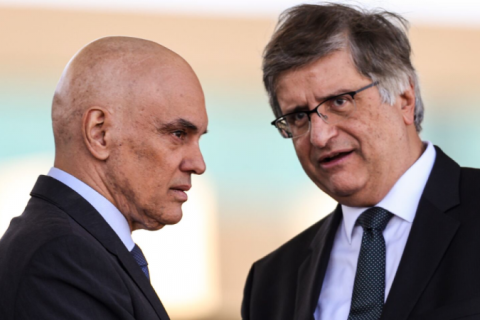 Governo Lula considera ação judicial nos EUA em defesa de Alexandre de Moraes