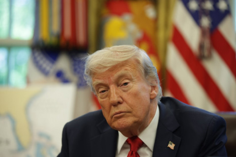 Trump pede a Putin que acabe com a guerra na Ucrânia antes de mediar conflito entre Irã e Israel