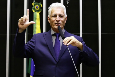 Vice-líder do governo dá como certo o fim da CPMI do INSS; votação deve ocorrer na quinta