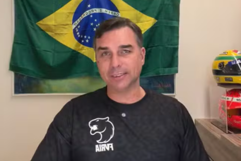Flávio Bolsonaro comemora avanço em pesquisa interna do PL, mas cenário ainda é de empate