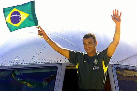 Cafu corre risco de perder mansão avaliada em R$ 40 milhões devido a dívidas