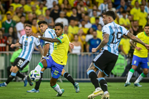 Conmebol introduz cartão rosa na Copa América para casos de lesão na cabeça