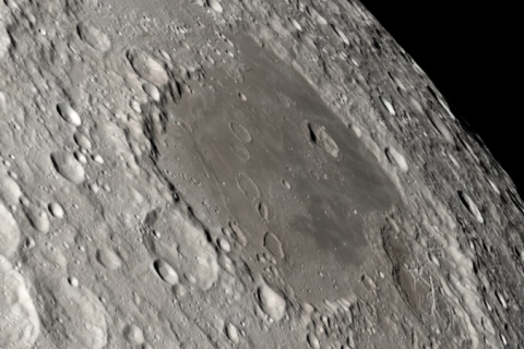 Asteroide que ameaçava a Terra pode atingir a Lua