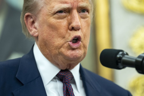 Trump pede renúncia de CEO da fabricante de chips Intel